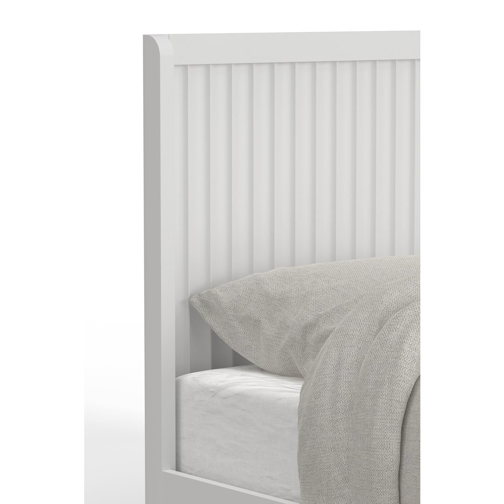 Stapleton Queen Panel Bed, White. Picture 4