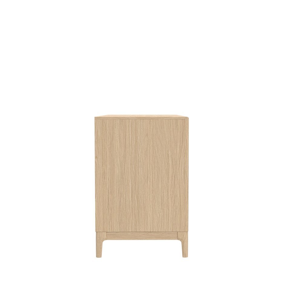 Light Oak Modern Bedroom Dresser with Spacious Drawers and Sturdy Design. Picture 5