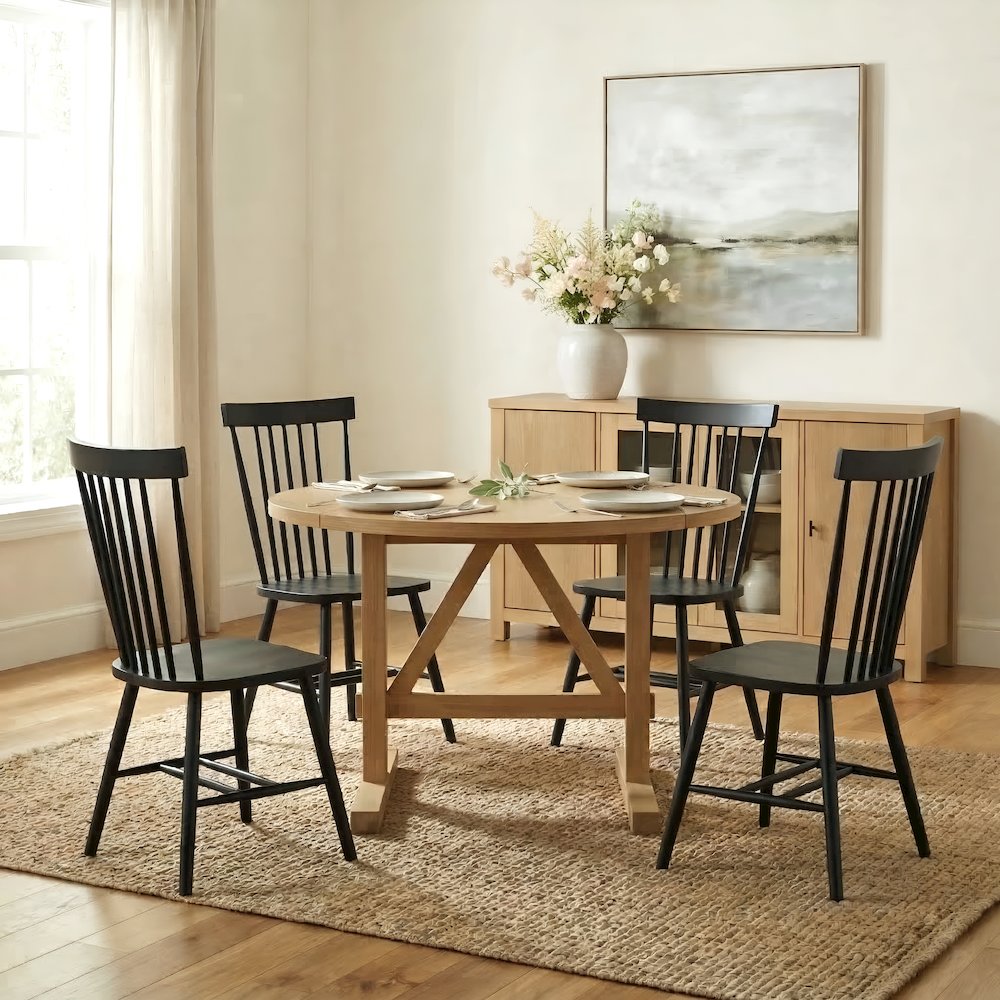 Eleanor Round Dining Table. Picture 6