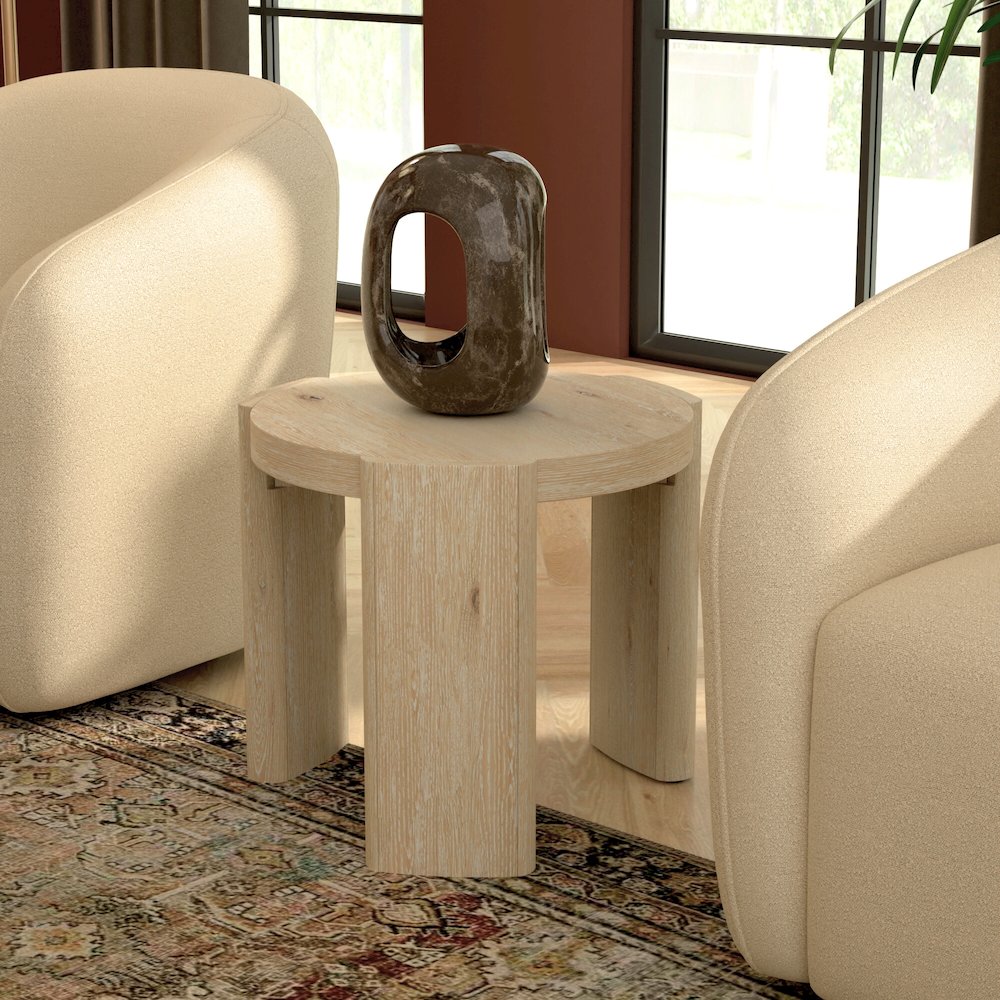 Sloane 20" Round End Table, Driftwood. Picture 2