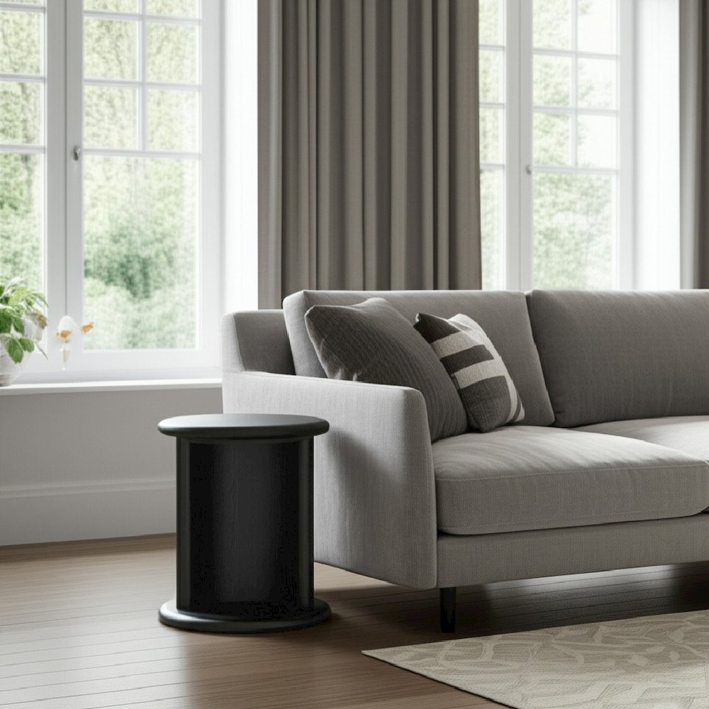 Gabrielle End Table, Black. Picture 3