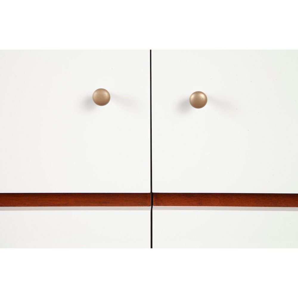 Dakota TV Console. Picture 12