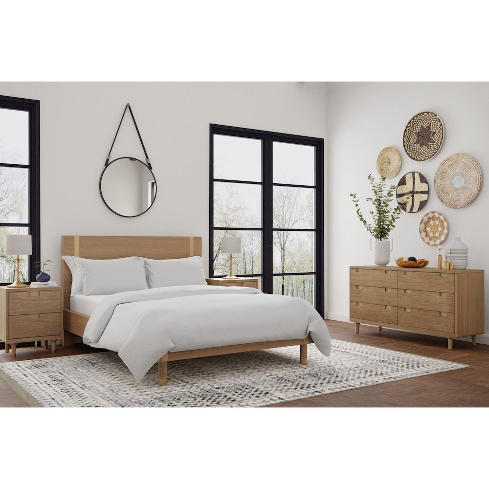 Easton Full Size Platform Bed. Picture 2