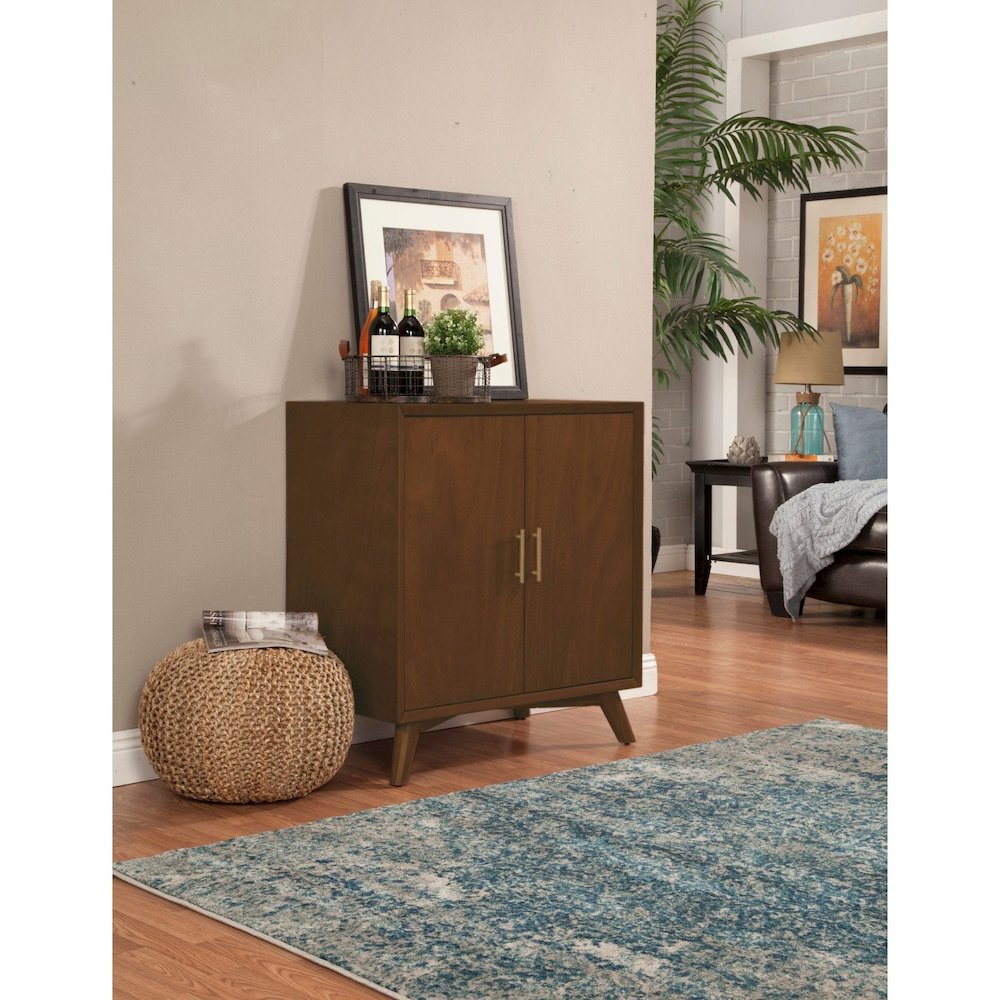Flynn Small Bar Cabinet, Walnut. Picture 3