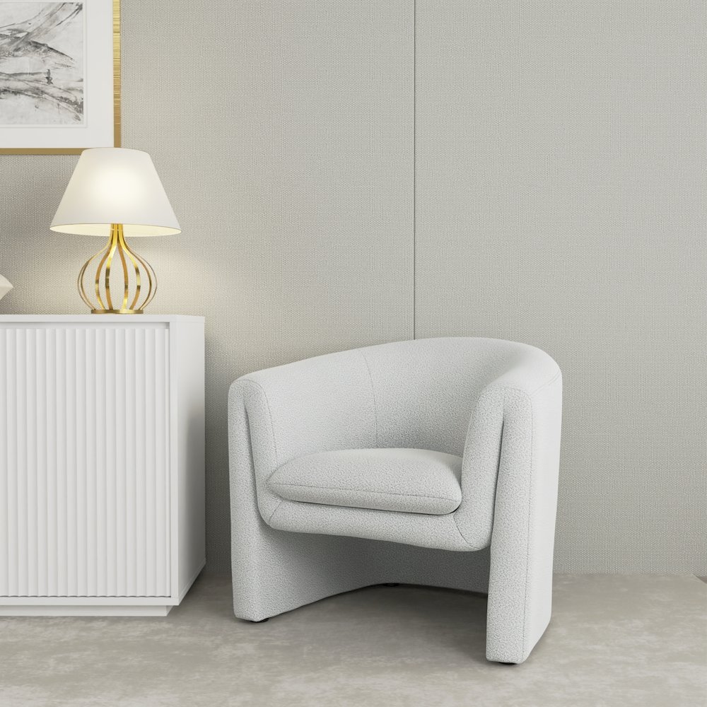 Tori Accent Chair. Picture 3