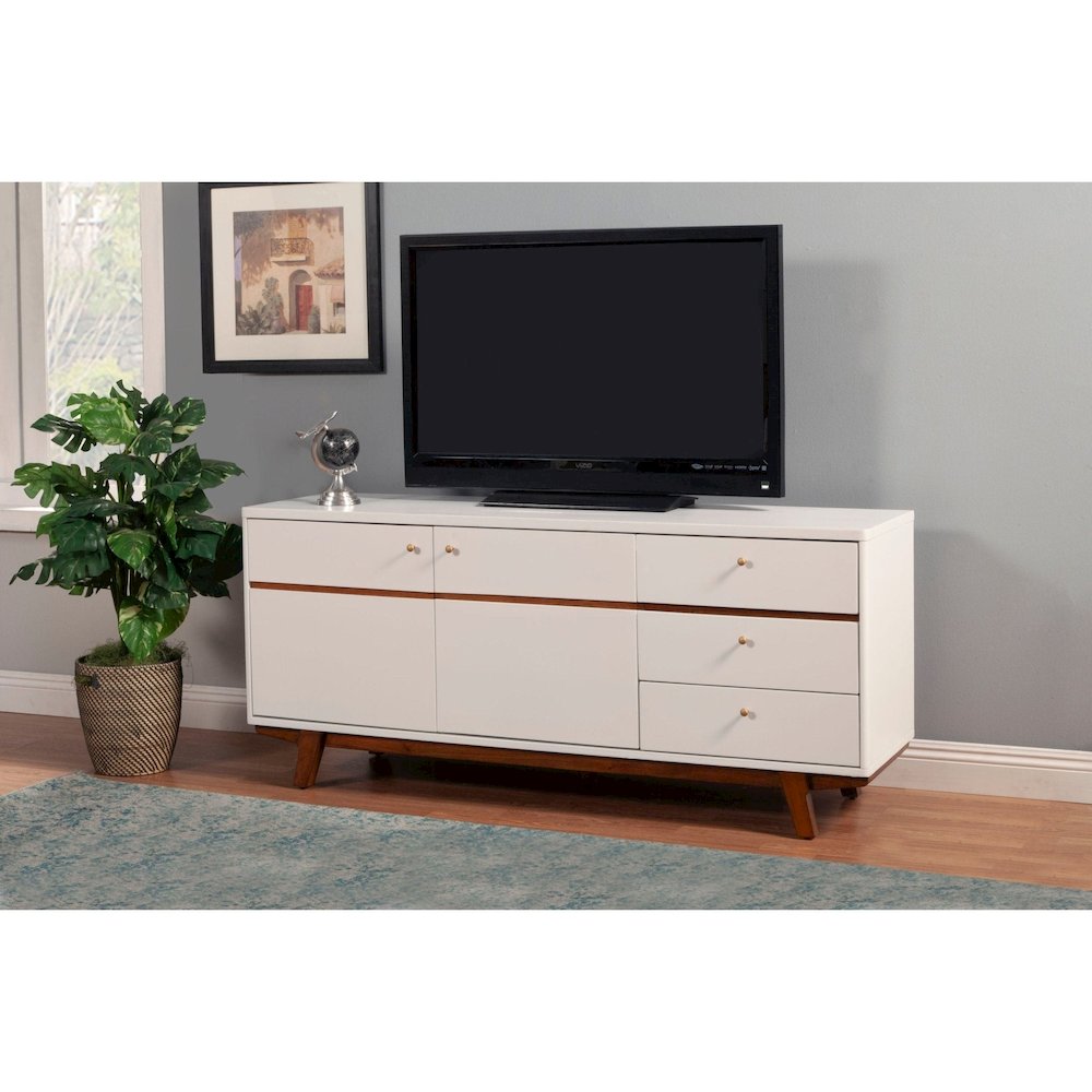 Dakota TV Console. Picture 2