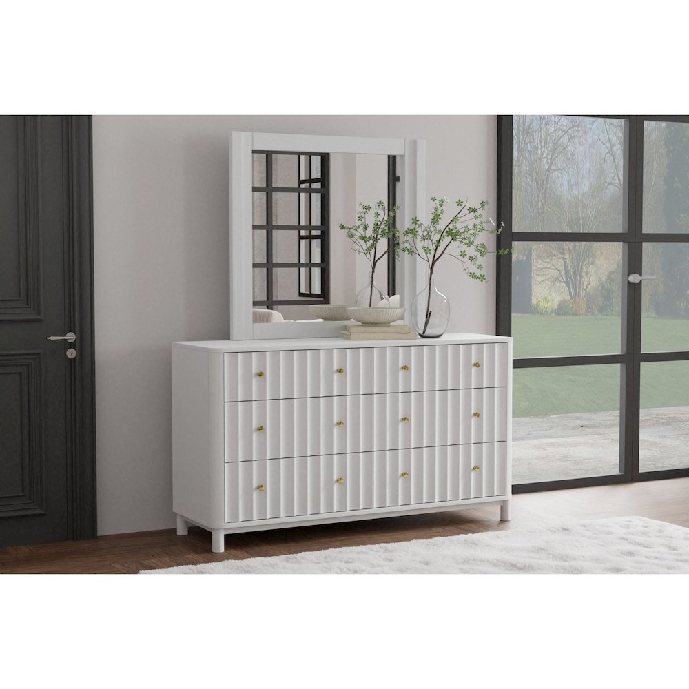Stapleton Mirror, White. Picture 4