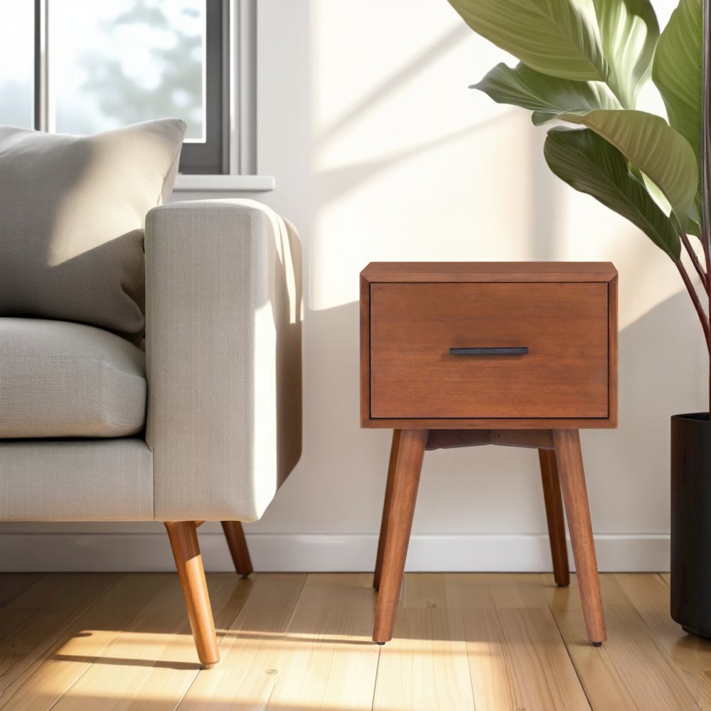 Flynn End Table, Chestnut. Picture 2