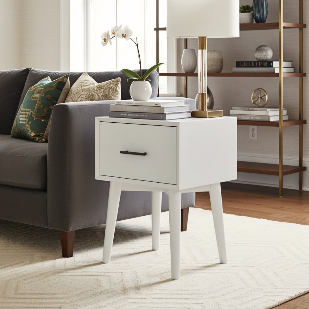 Flynn End Table, White. Picture 2