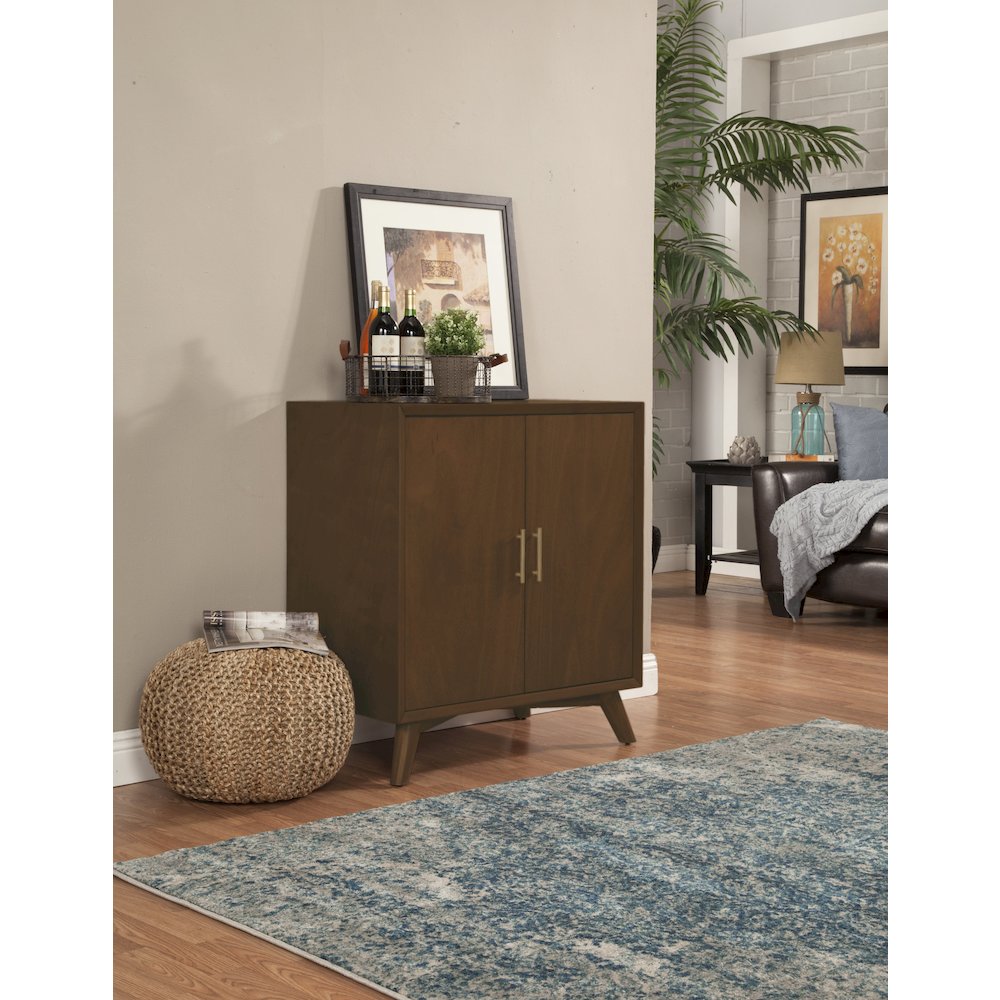 Flynn Small Bar Cabinet, Walnut. Picture 3