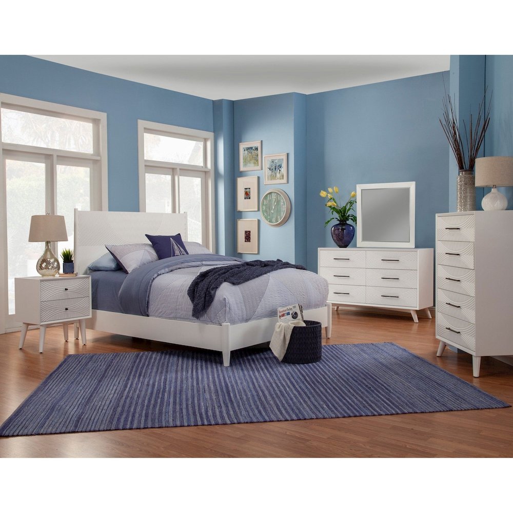 Tranquility Chest, White. Picture 4
