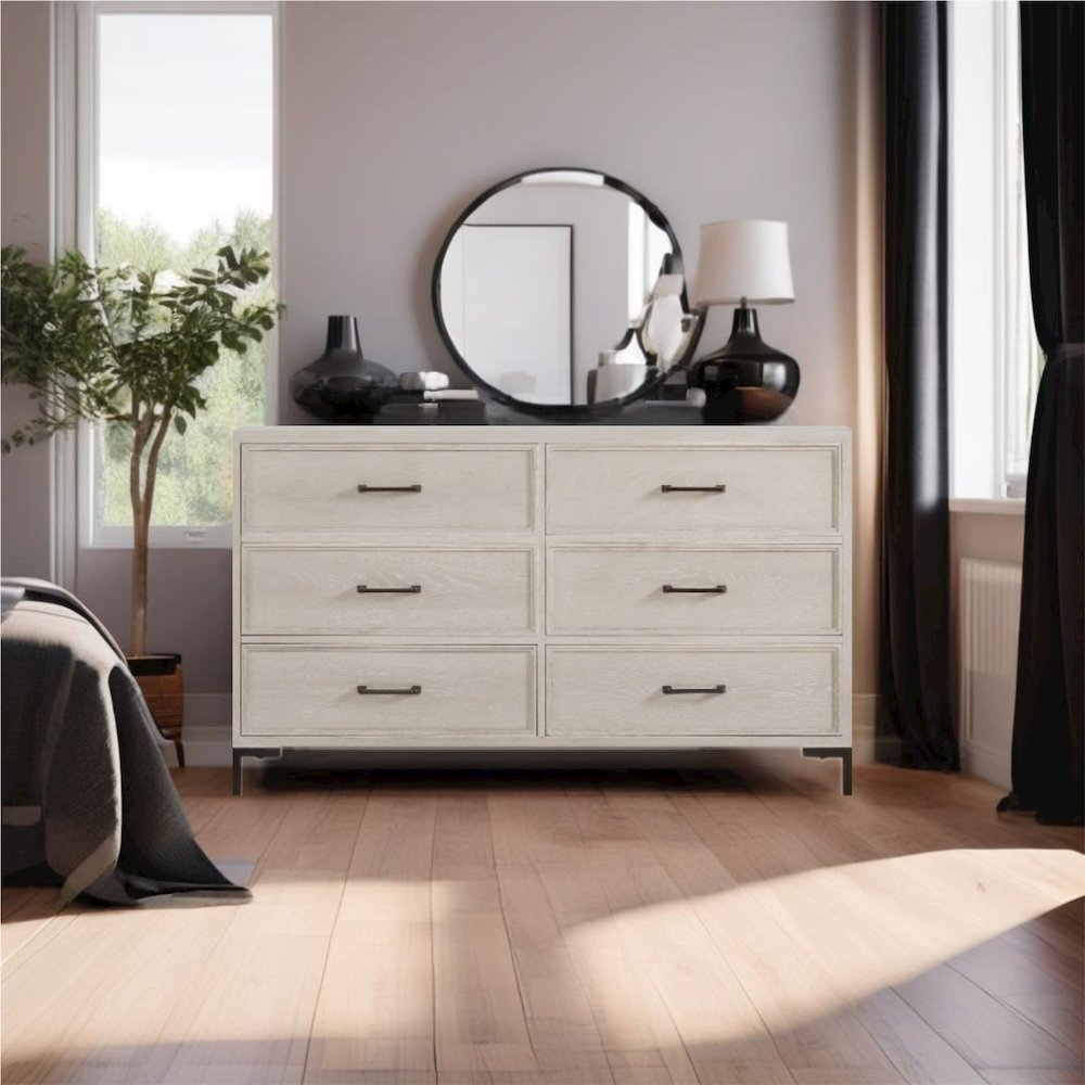 Bradley Dresser. Picture 2