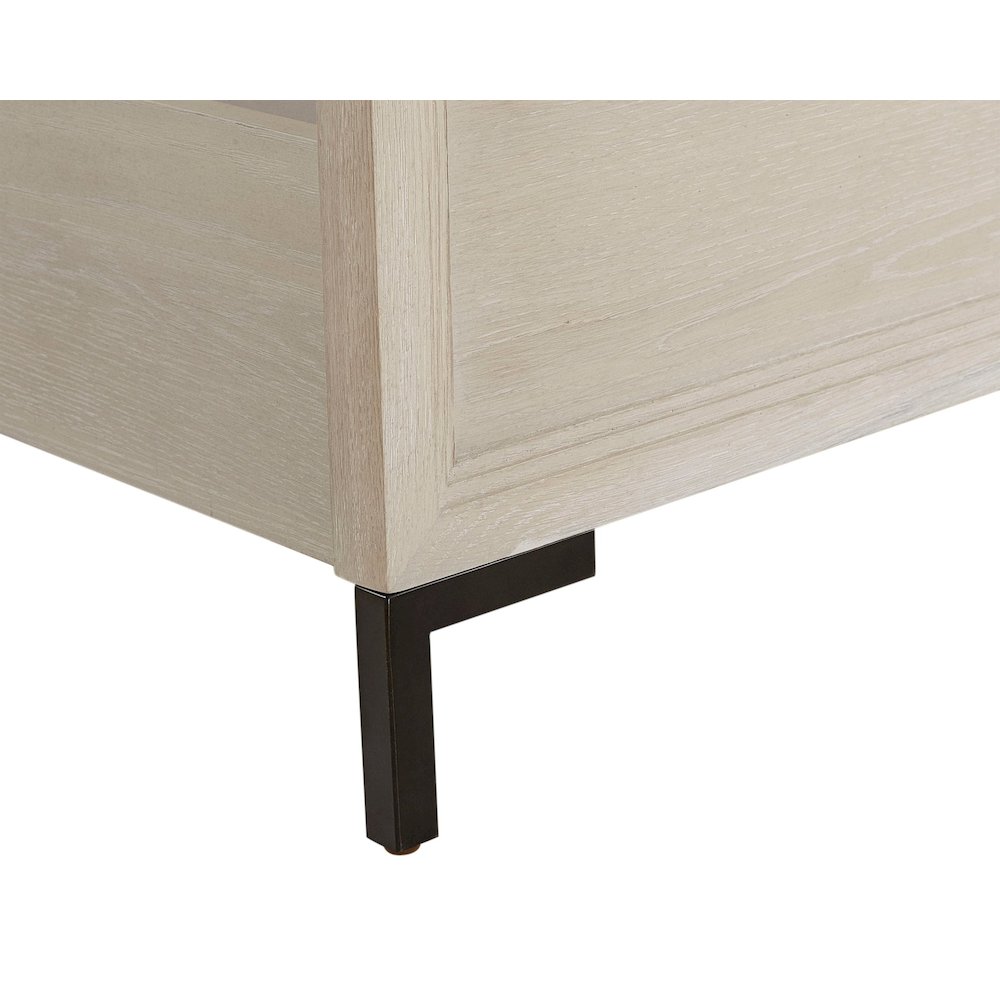 Bradley Queen Platform Bed. Picture 9