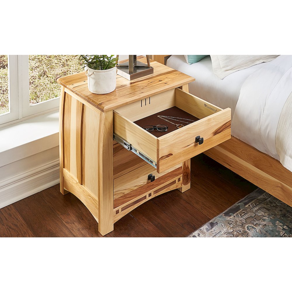 Adamstown 3 Drawer Nightstand, Natural. Picture 4