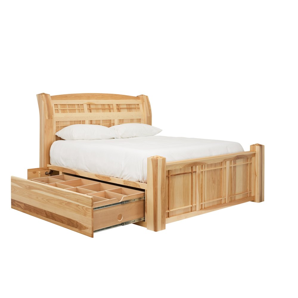 Amish Highlands Queen Storage Bed, Natural. Picture 3