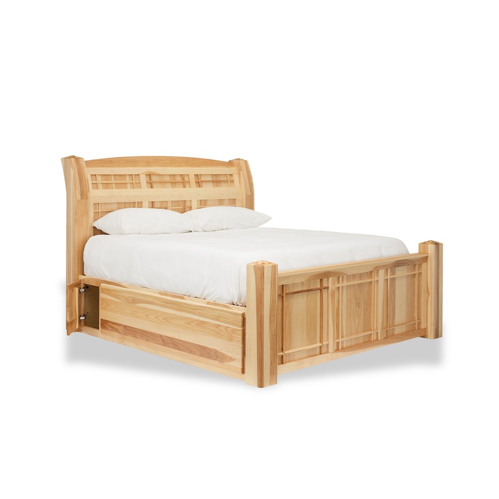 Amish Highlands King Storage Bed, Natural. Picture 1