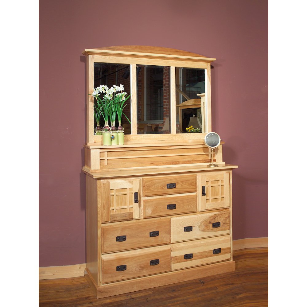 Amish Highlands 7 Drawer Mule Chest. Picture 6