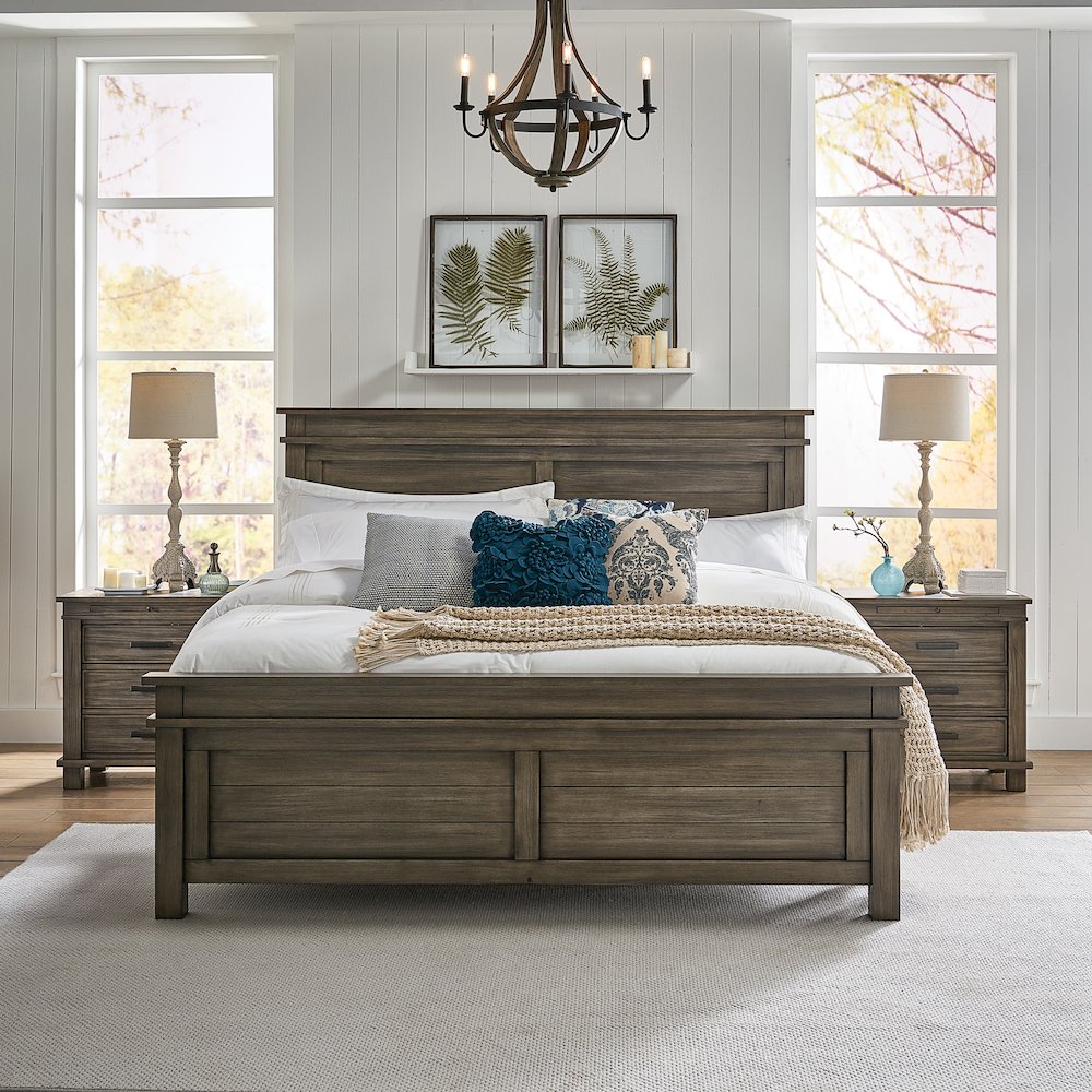 Glacier Point King Panel Bed, Graystone Finish. Picture 4
