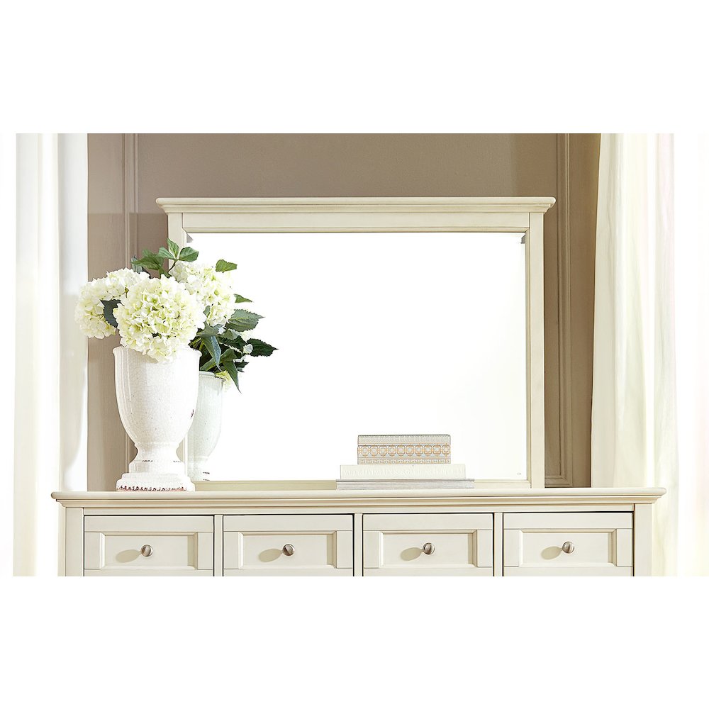 Northlake Landscape Mirror. Picture 1
