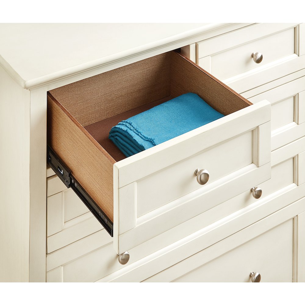 Northlake Chest, White Linen. Picture 3