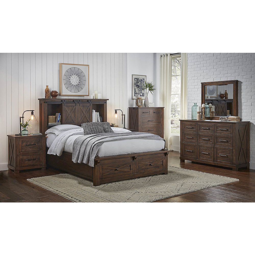 Sun Valley King Storage Bed with Integrated Bench, Rustic Timber Finish. Picture 4