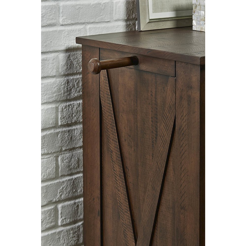 Sun Valley Chest, Rustic Timber Finish. Picture 4