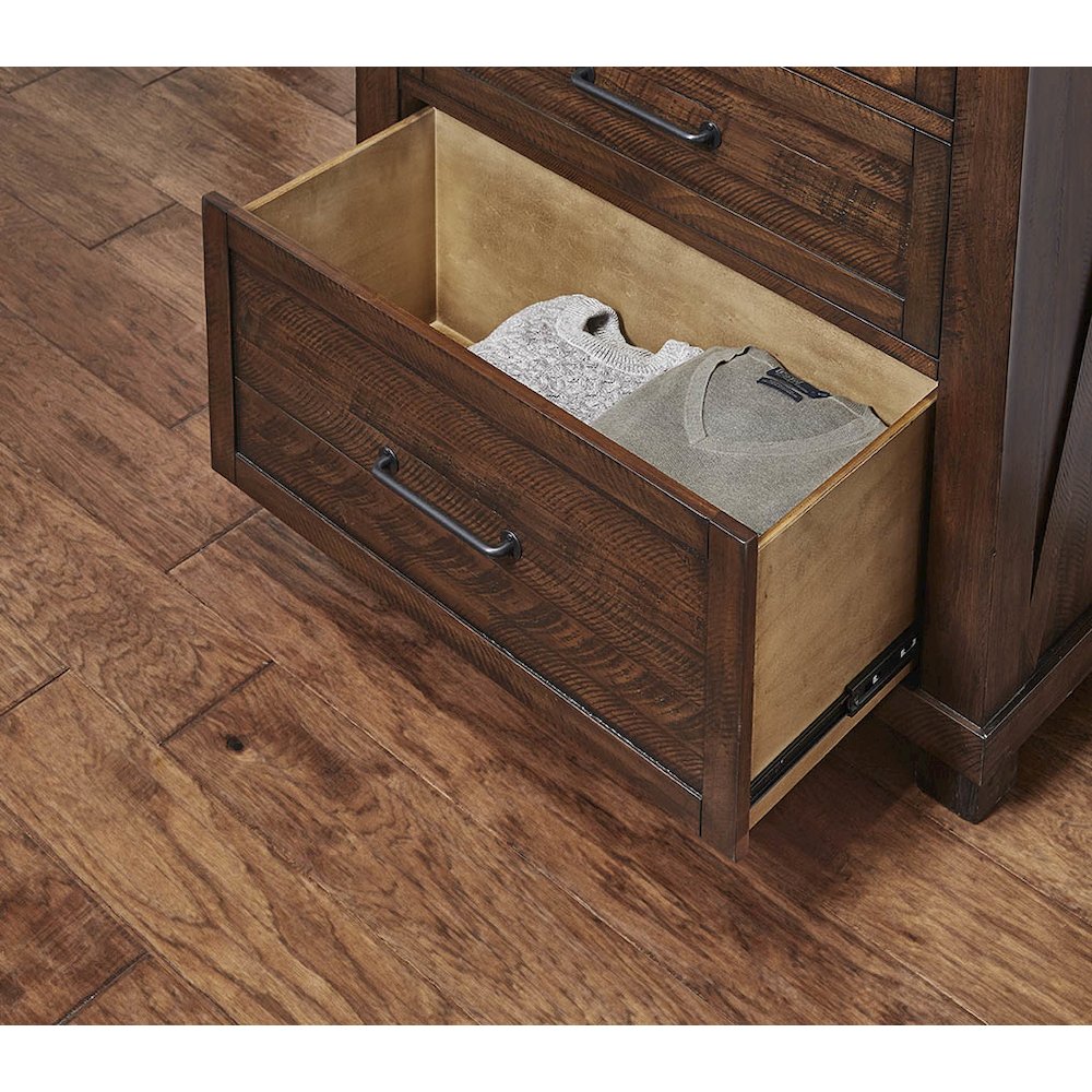 Sun Valley Chest, Rustic Timber Finish. Picture 5