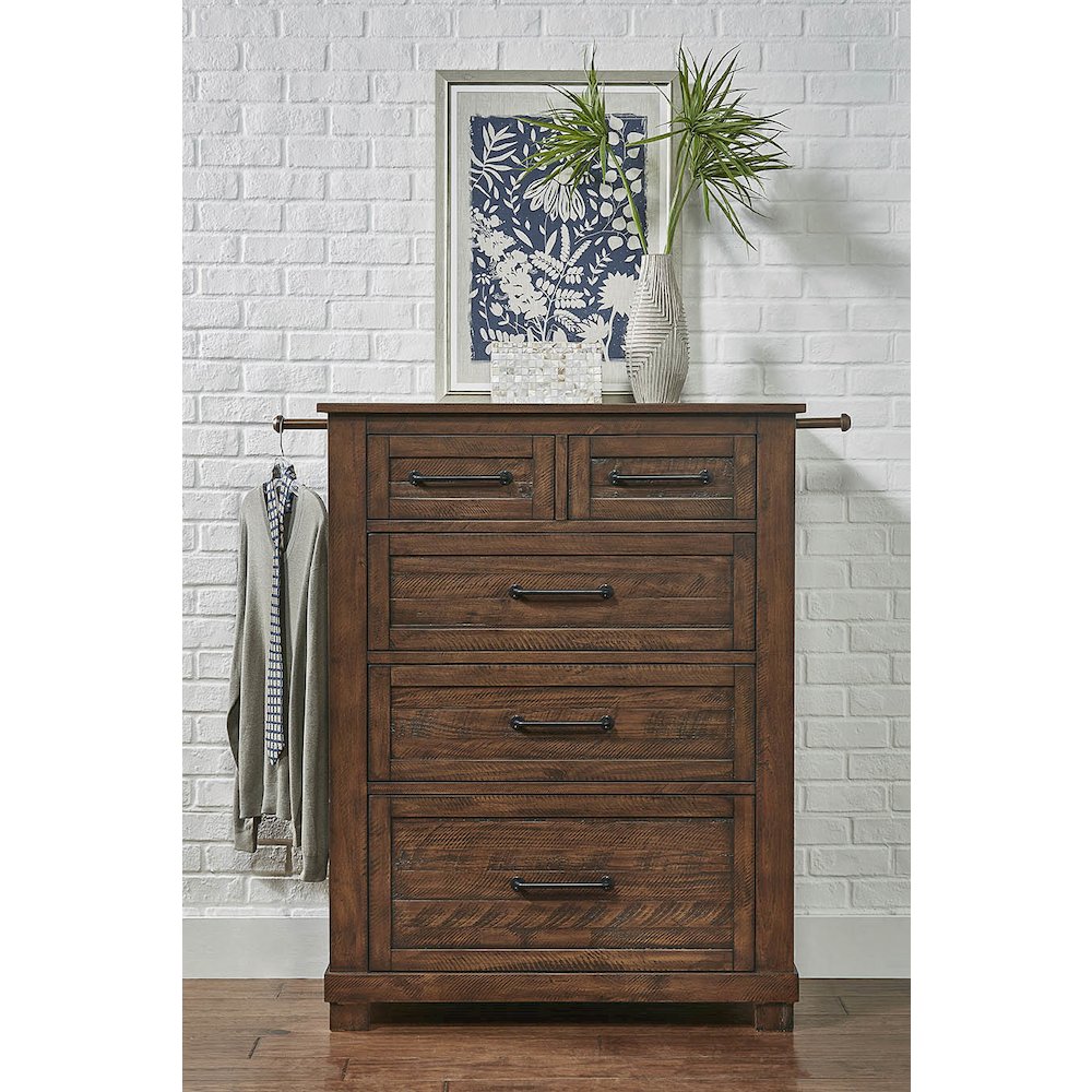 Sun Valley Chest, Rustic Timber Finish. Picture 6