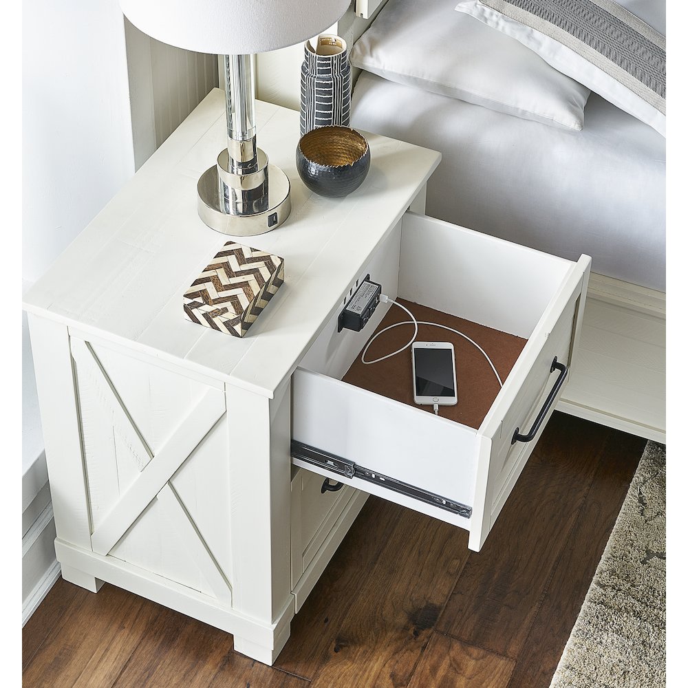 Sun Valley Nightstand, White Finish. Picture 4