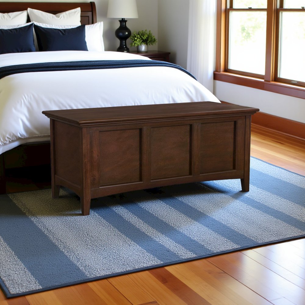 Cherry Brown Storage Bench with Trunk Lid, Wooden Chest for Bedroom Use. Picture 3
