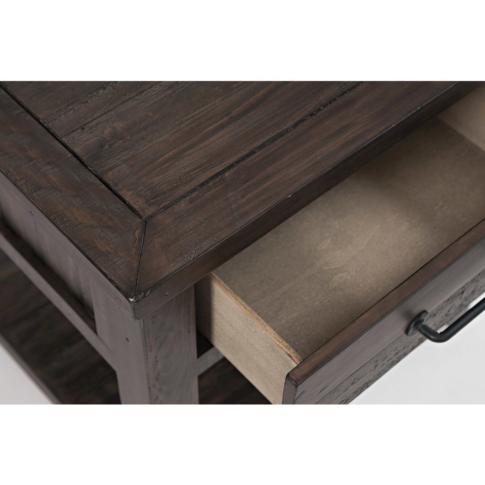 Madison County Rustic Reclaimed Pine Farmhouse Harris End Table. Picture 5