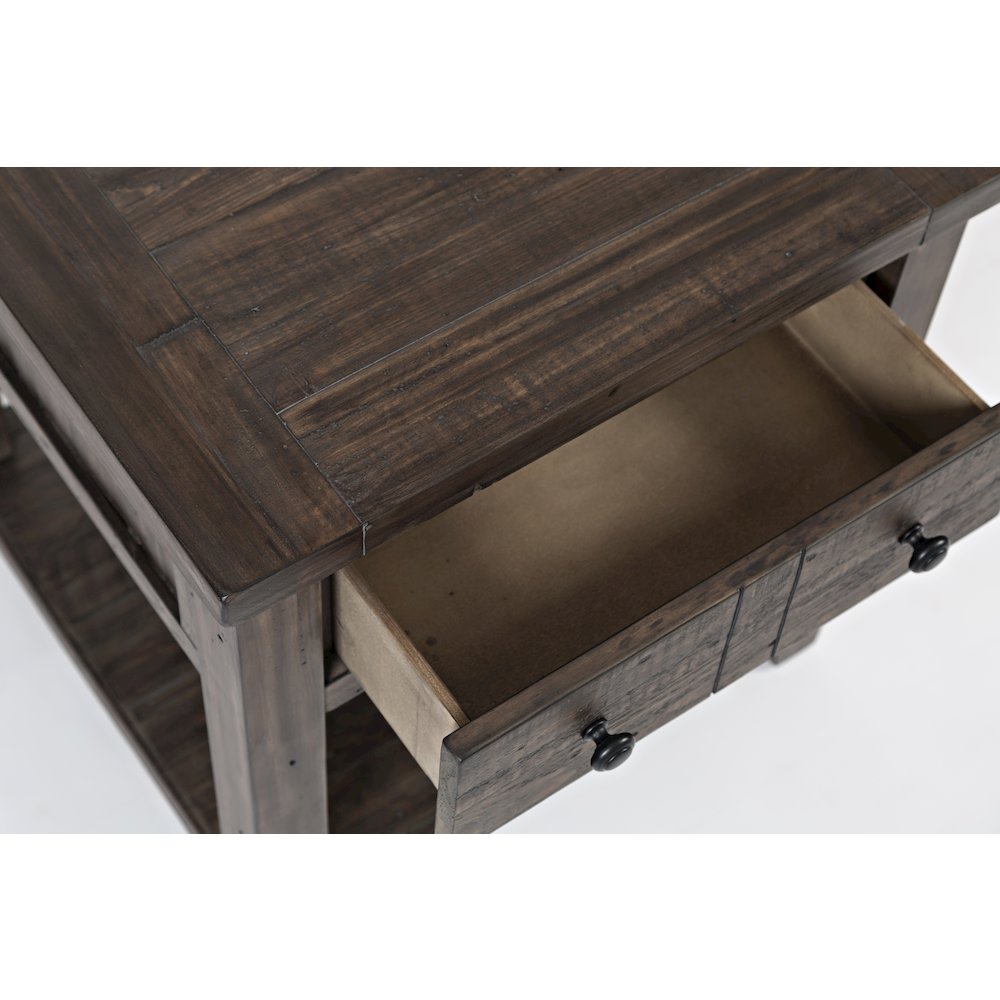 Madison County Rustic Reclaimed Pine Farmhouse End Table. Picture 5