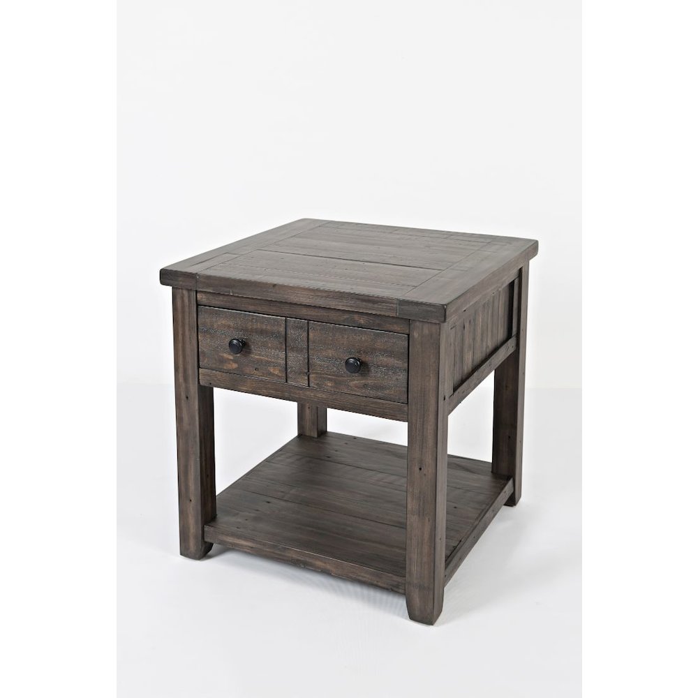 Madison County Rustic Reclaimed Pine Farmhouse End Table. Picture 4