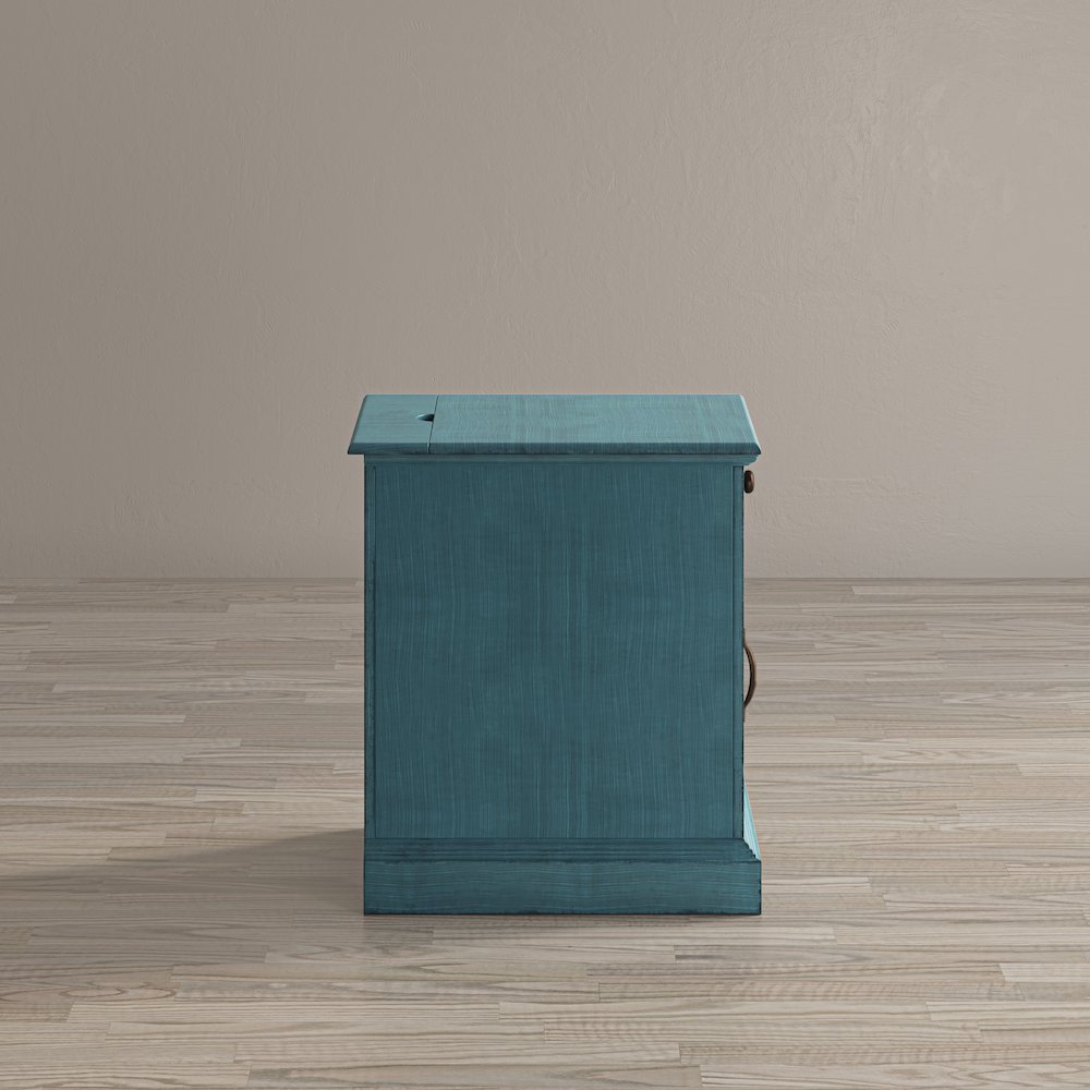 Craftsman USB Charging Chairside End Table. Picture 6