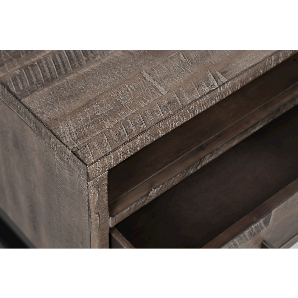 East Hampton Distressed 48" Solid Wood Coffee Table. Picture 3