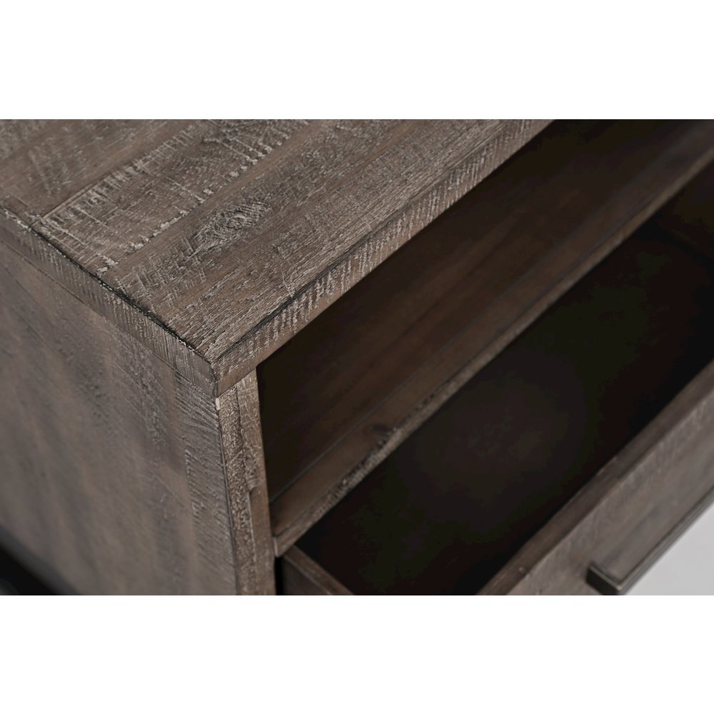 East Hampton Distressed Solid Wood End Table. Picture 4