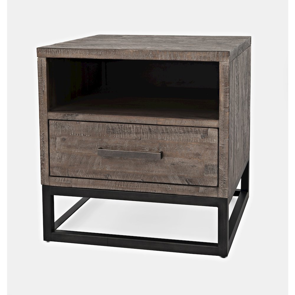 East Hampton Distressed Solid Wood End Table. Picture 2