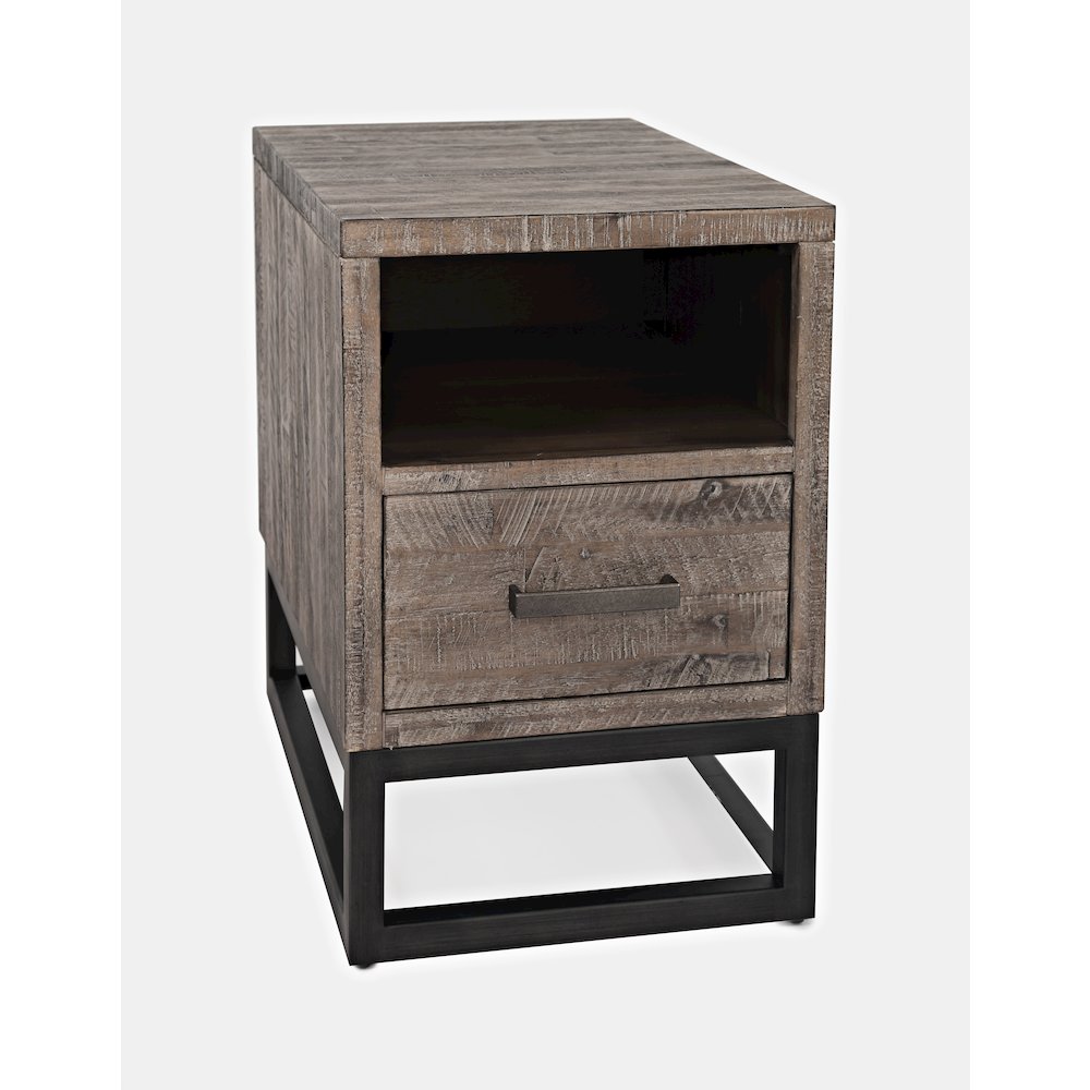 East Hampton Distressed Solid Wood USB Charging Chairside Table. Picture 4