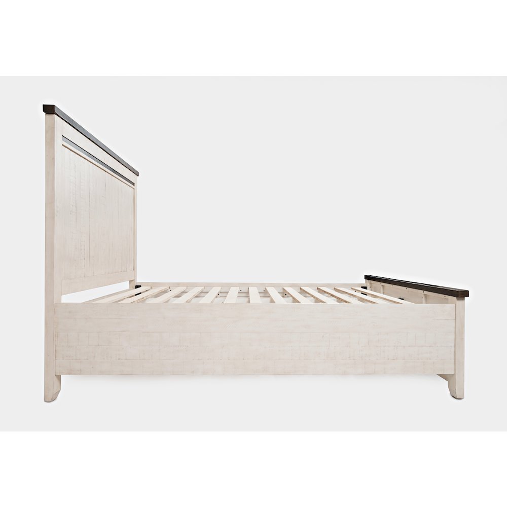 Madison County Rustic Reclaimed Pine Farmhouse Queen Panel Bed. Picture 4