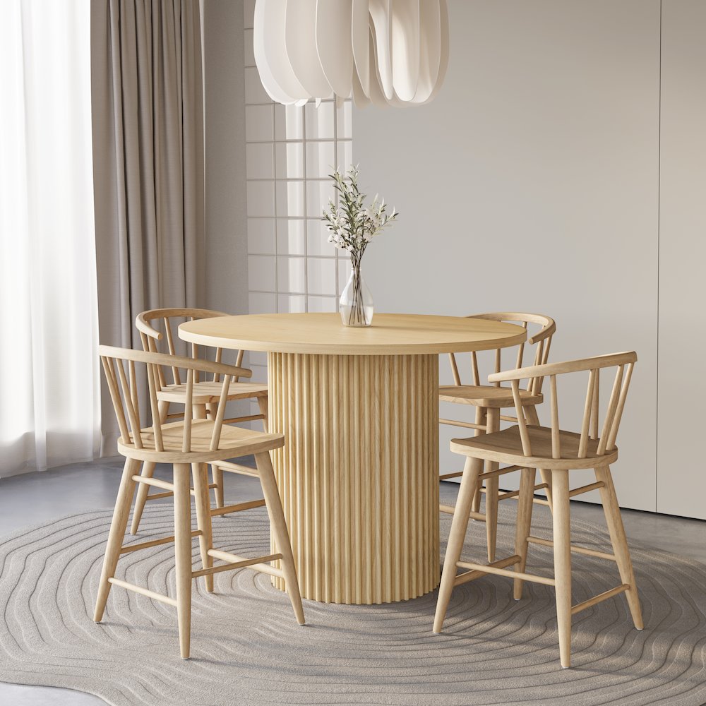 5-Piece Counter Height Dining Set with Round Table and Spindle Back Barstools. Picture 7