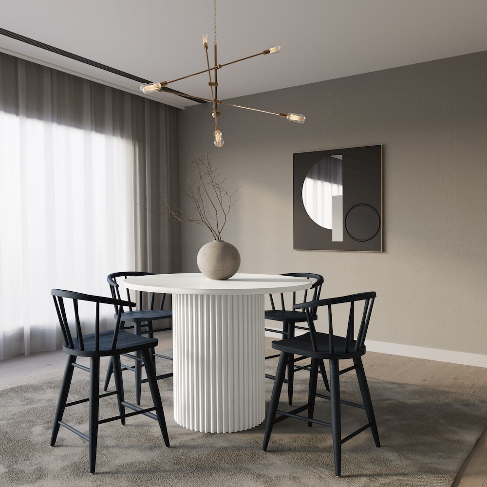 5-Piece Counter Height Dining Set with Round Table and Spindle Back Barstools. Picture 7