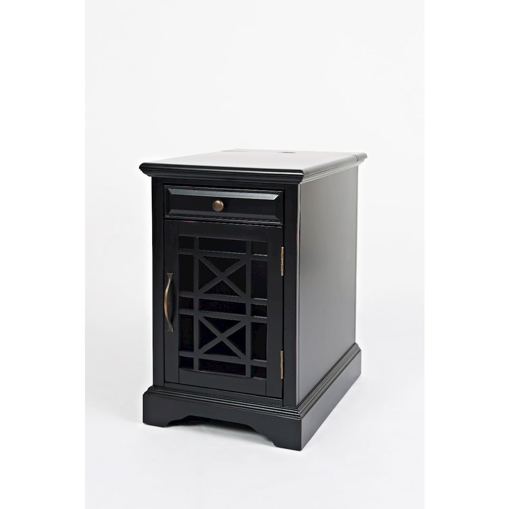 Craftsman USB Charging Chairside End Table. Picture 3