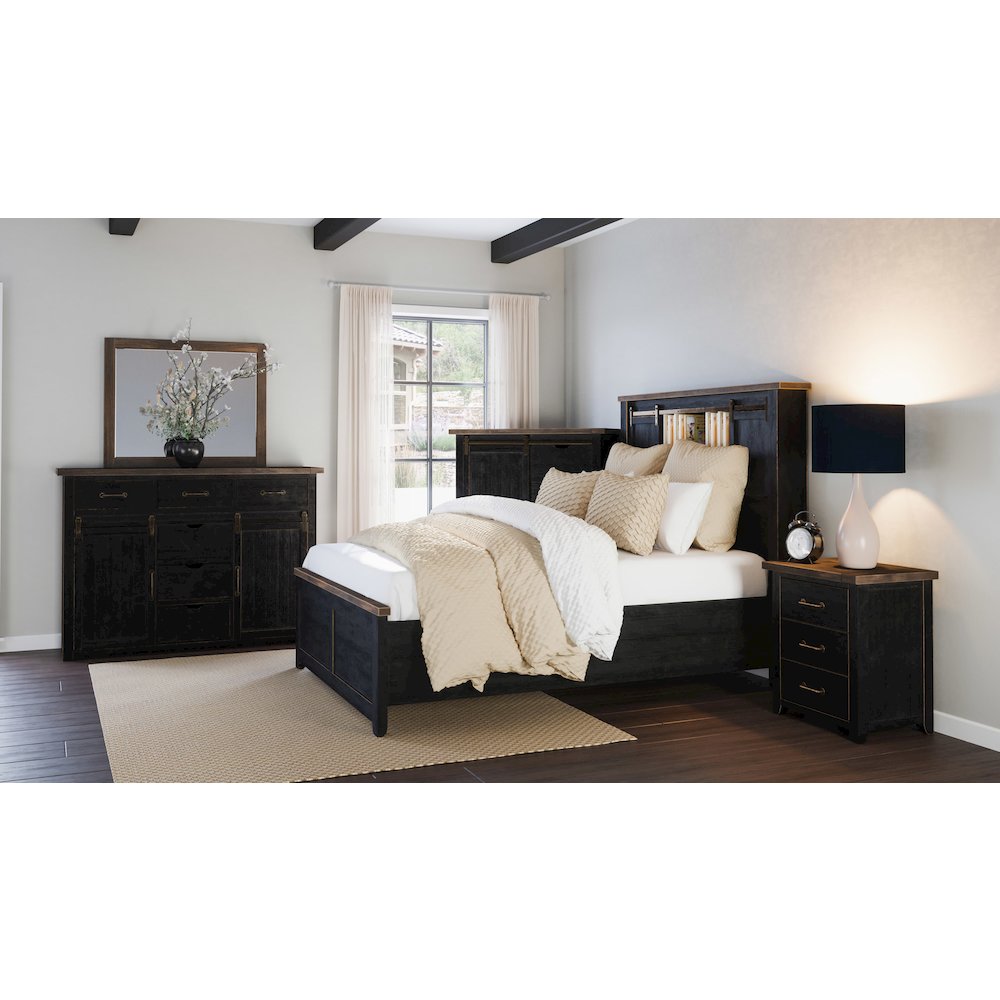 Madison County Rustic Reclaimed Pine Farmhouse King Barn Door Bed. Picture 6