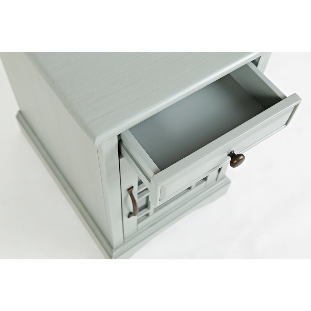 Craftsman USB Charging Chairside End Table. Picture 6