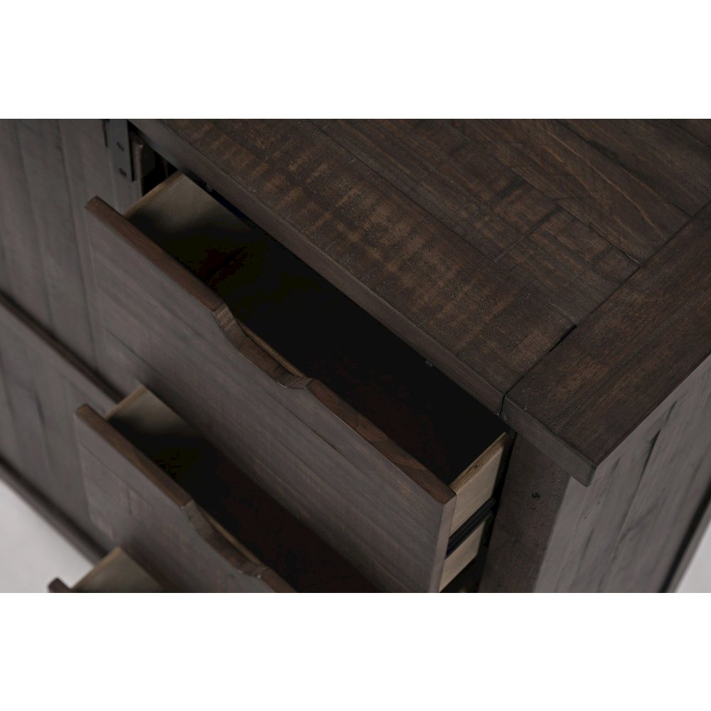 Madison County Rustic Reclaimed Pine Farmhouse Door Chest. Picture 5