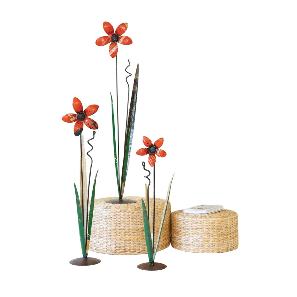 Set Of Three Recycled Iron Flowers. Picture 1