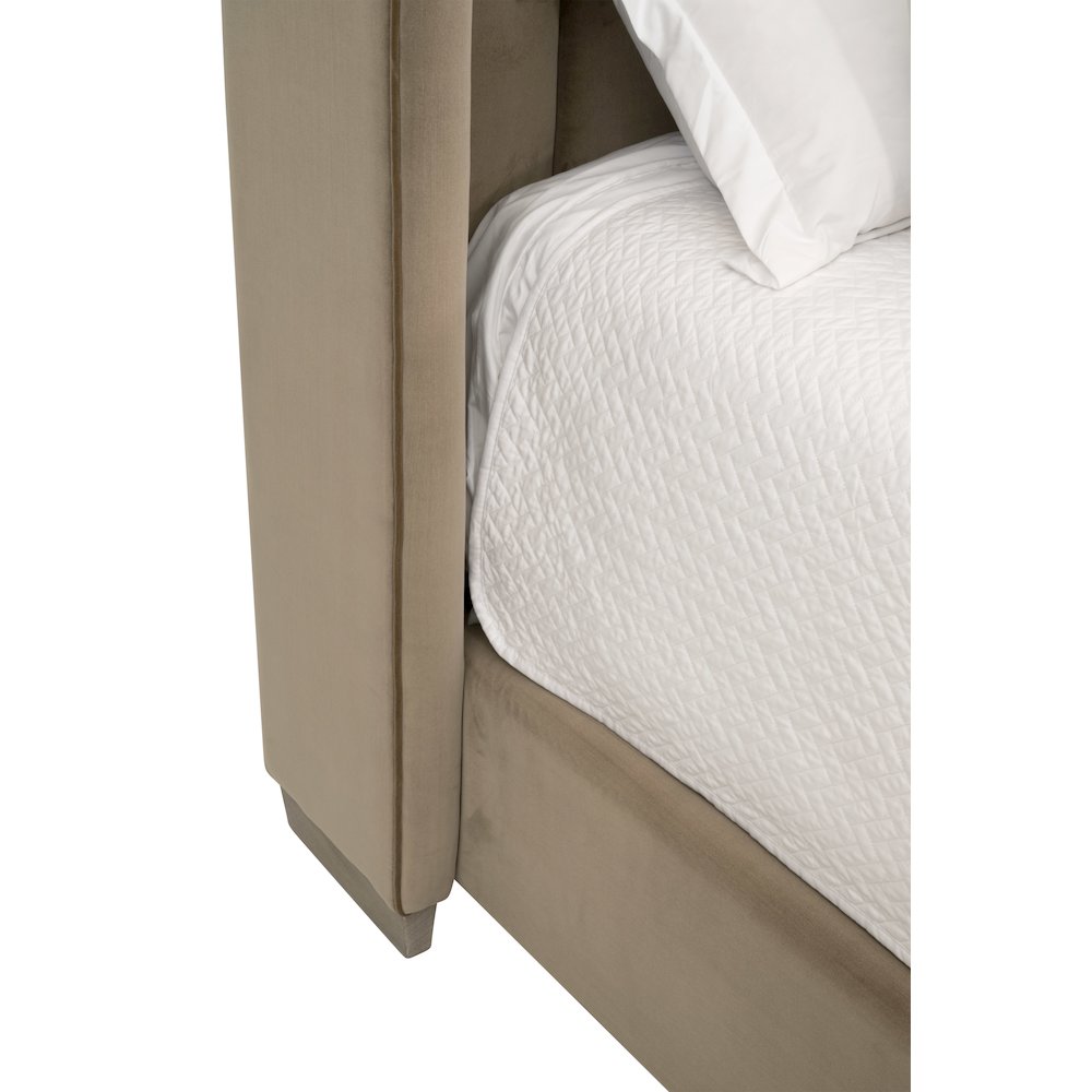 Stitch & Hand - Dining & Bedroom Transitional Chandler Standard King Bed. Picture 9