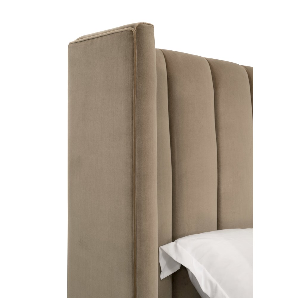 Stitch & Hand - Dining & Bedroom Transitional Chandler Standard King Bed. Picture 10
