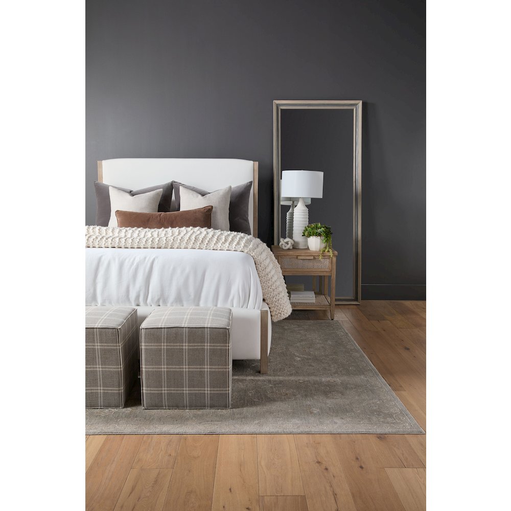 Bella Antique Transitional Caden Mirror. Picture 17