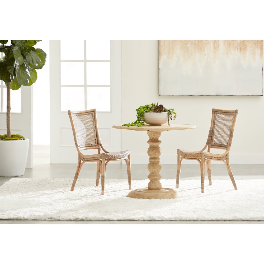 Bella Antique Transitional Chelsea 36" Round Dining Table. Picture 15
